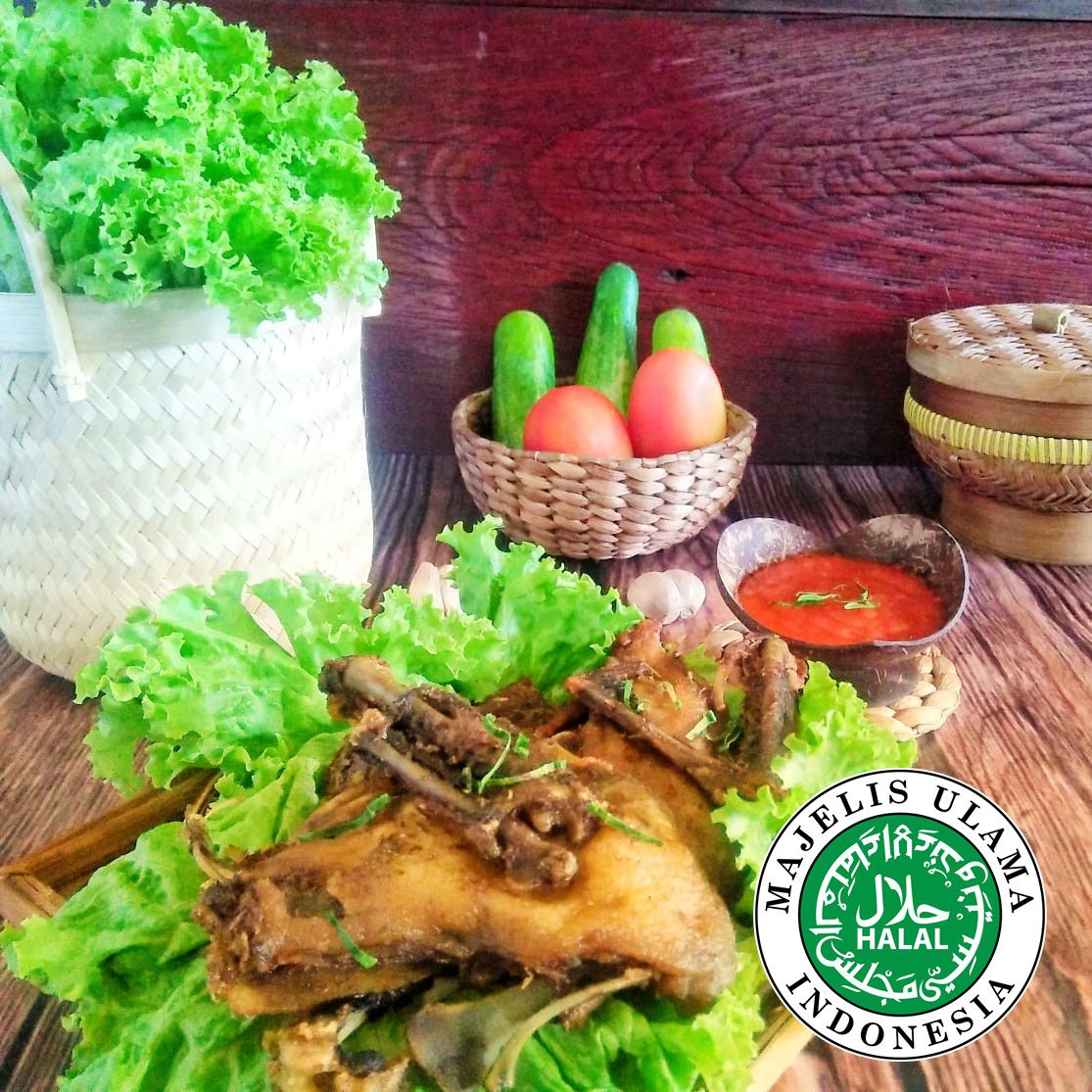 Bebek Kampung Ungkep Janur Food